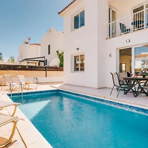 Villa Karisa, Protaras